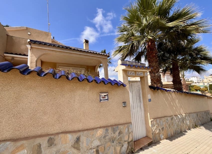 5 soverom Villa til salgs i La Zenia med svømmebasseng - € 600 000 (Ref: 9133163)
