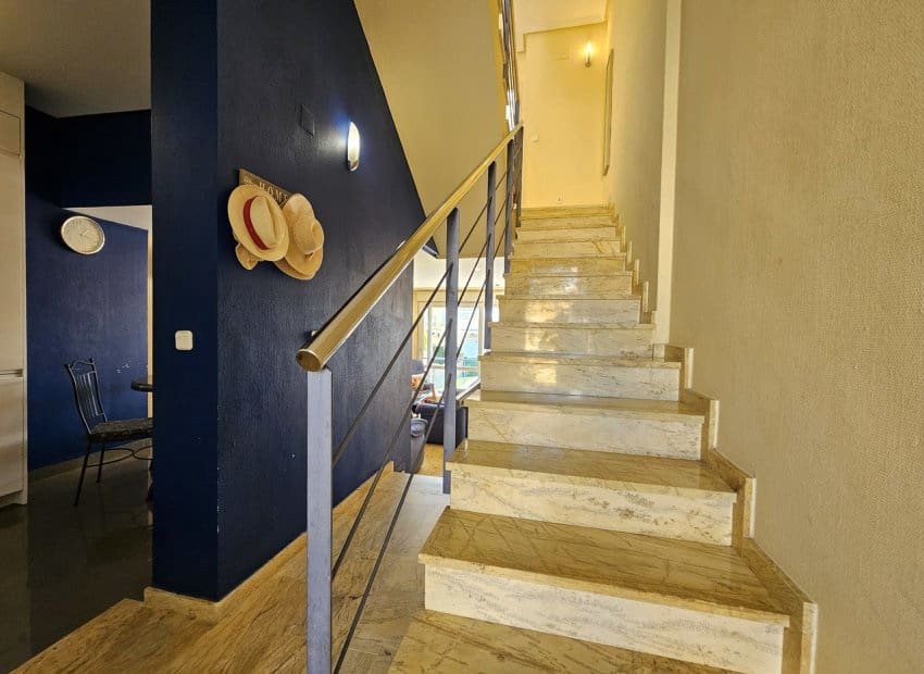 3 sypialnia Willa na sprzedaż w Cabo Roig z basenem - 549 950 € (Ref: 9133165)