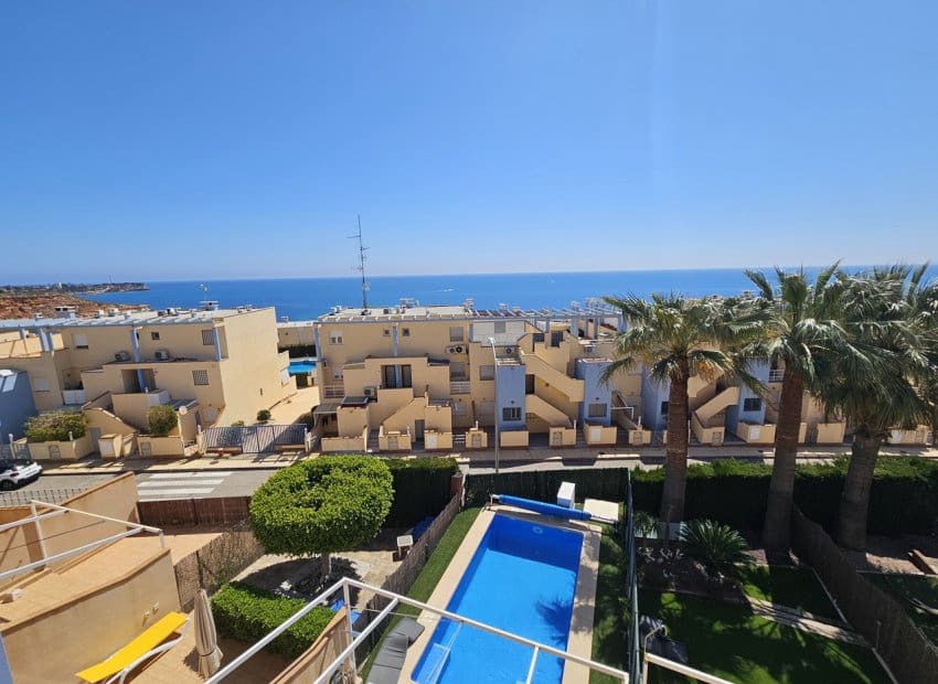 3 sypialnia Willa na sprzedaż w Cabo Roig z basenem - 549 950 € (Ref: 9133165)