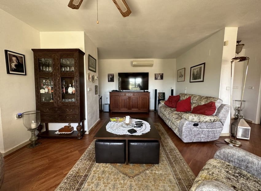 5 soveværelse Villa til salg i Dehesa de Campoamor med swimmingpool - € 635.000 (Ref: 9133166)