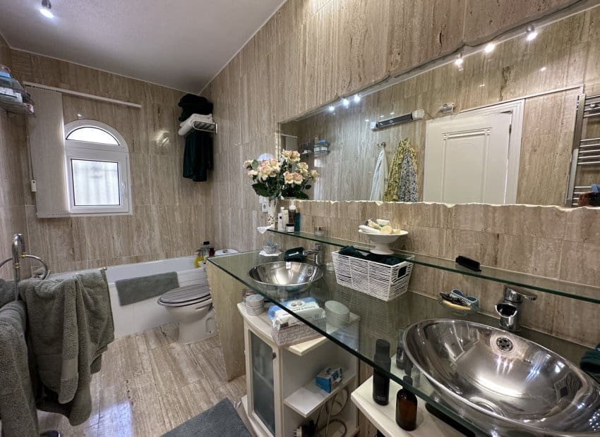 5 soveværelse Villa til salg i Dehesa de Campoamor med swimmingpool - € 635.000 (Ref: 9133166)