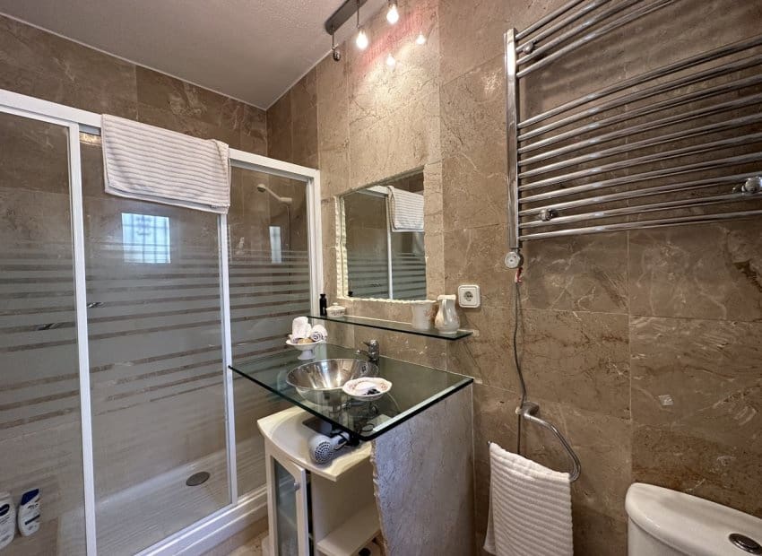 5 soveværelse Villa til salg i Dehesa de Campoamor med swimmingpool - € 635.000 (Ref: 9133166)