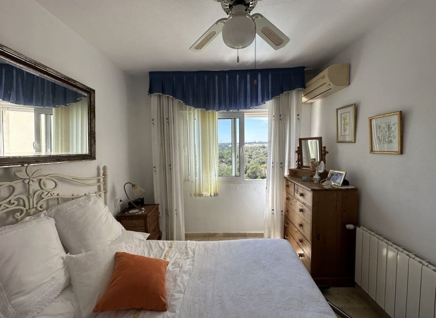 5 soveværelse Villa til salg i Dehesa de Campoamor med swimmingpool - € 635.000 (Ref: 9133166)