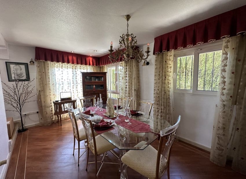 5 soveværelse Villa til salg i Dehesa de Campoamor med swimmingpool - € 635.000 (Ref: 9133166)