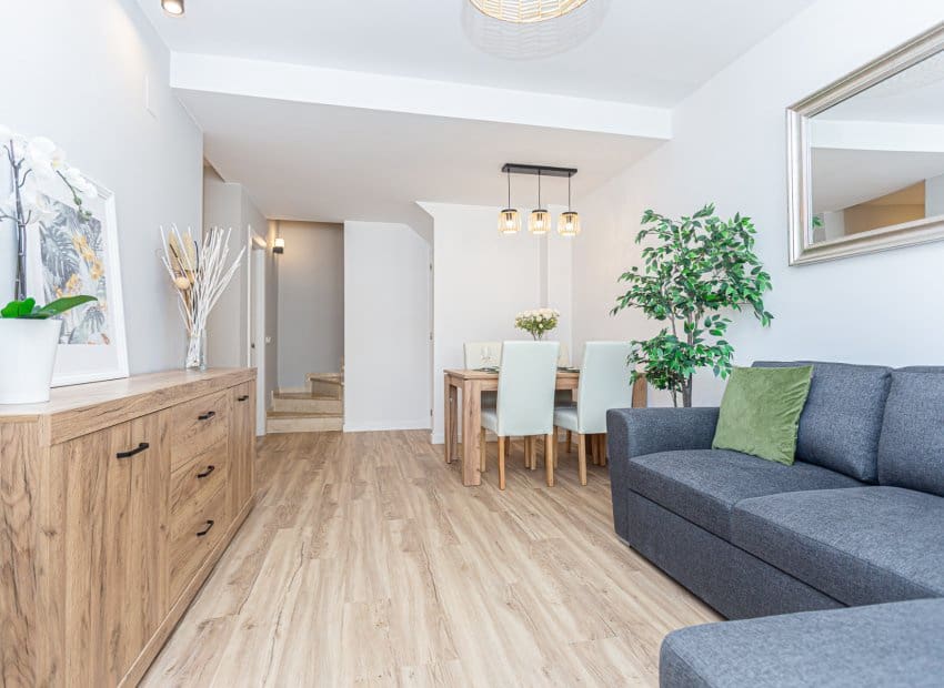 3 sypialnia Dom na sprzedaż w Los Altos z basenem - 288 000 € (Ref: 9133473)