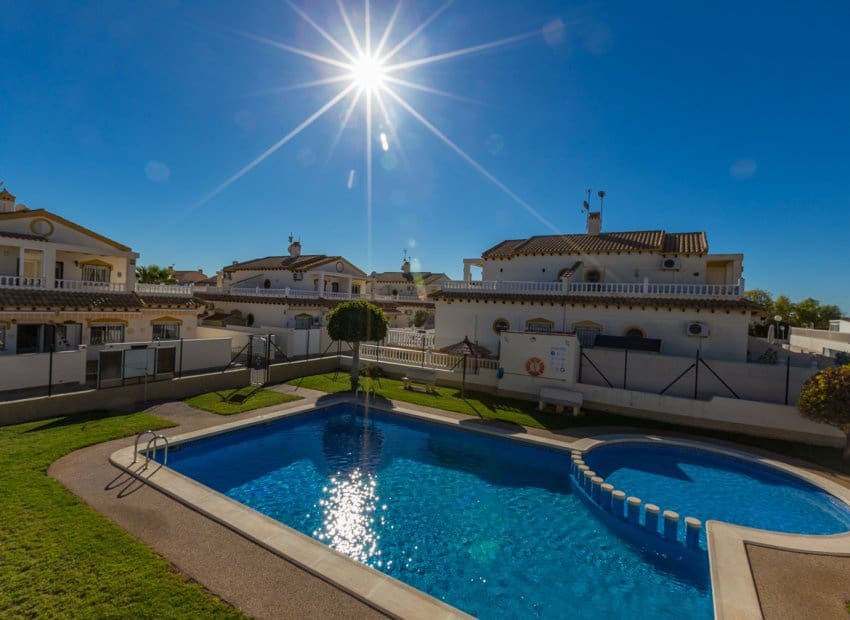 3 sypialnia Dom na sprzedaż w Los Altos z basenem - 288 000 € (Ref: 9133473)