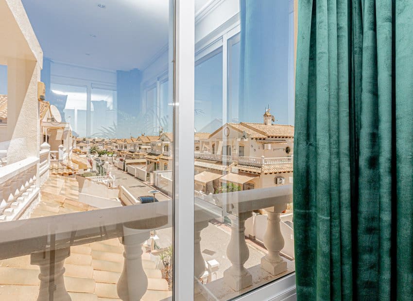 3 sypialnia Dom na sprzedaż w Los Altos z basenem - 288 000 € (Ref: 9133473)