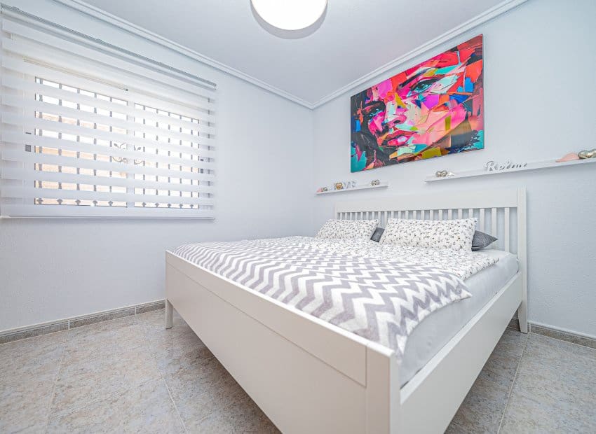 4 slaapkamer Villa te koop in Villamartin met zwembad - € 379.000 (Ref: 9133476)