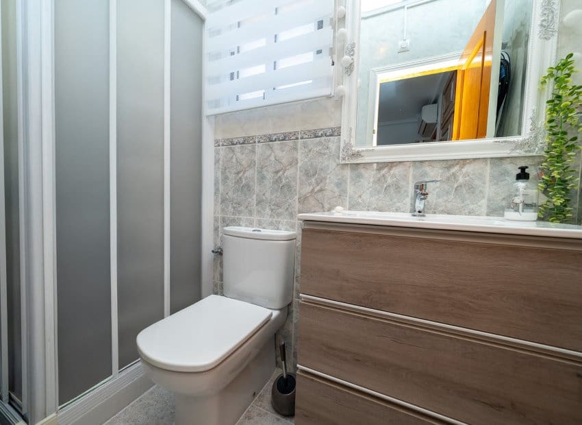 4 slaapkamer Villa te koop in Villamartin met zwembad - € 379.000 (Ref: 9133476)