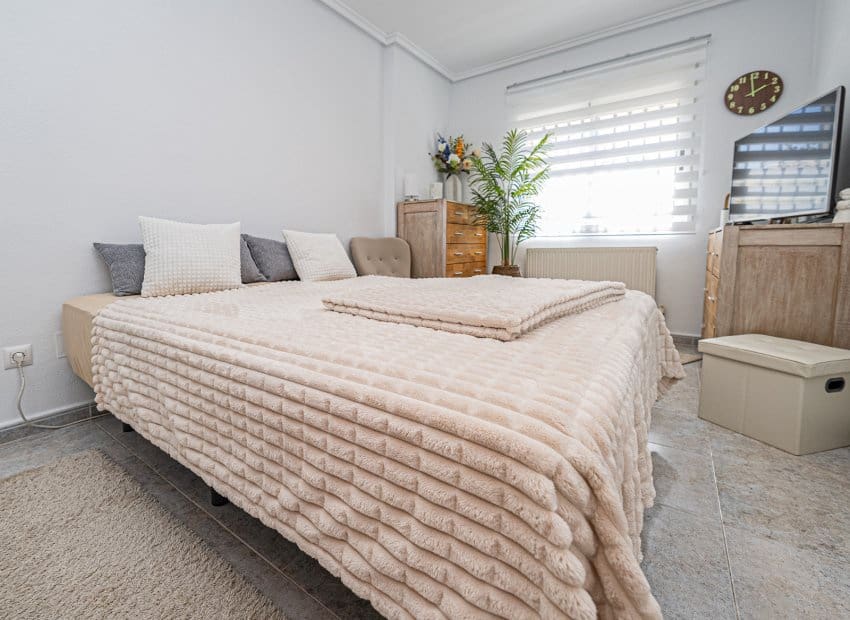 4 slaapkamer Villa te koop in Villamartin met zwembad - € 379.000 (Ref: 9133476)