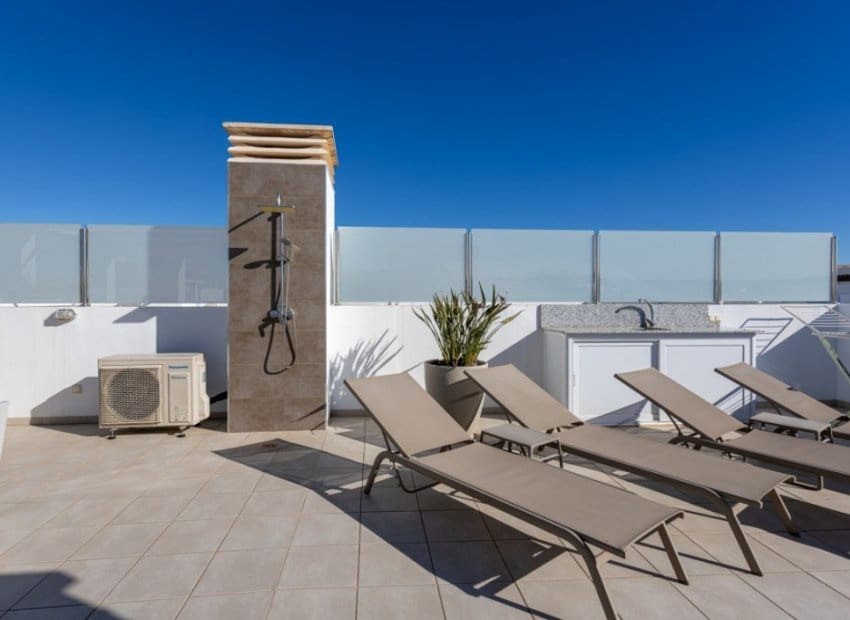 2 soveværelse Penthouse til salg i Ciudad Quesada med swimmingpool - € 299.900 (Ref: 9133677)