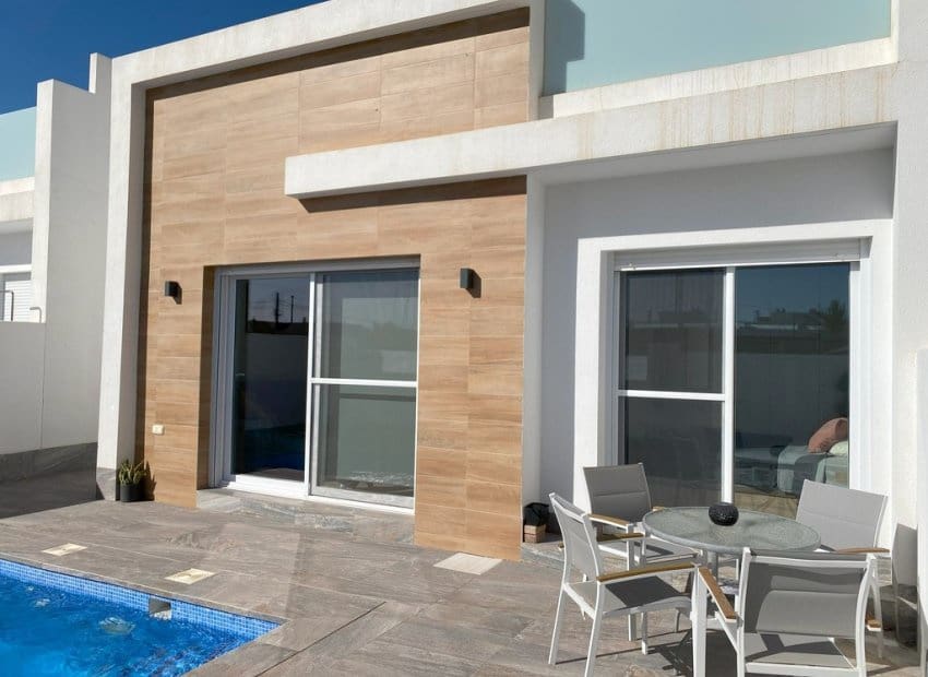 3 soverom Villa til salgs i Avileses med svømmebasseng - € 259 500 (Ref: 9133678)