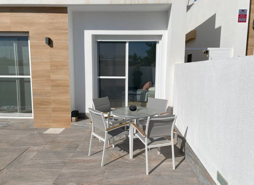 3 soverom Villa til salgs i Avileses med svømmebasseng - € 259 500 (Ref: 9133678)