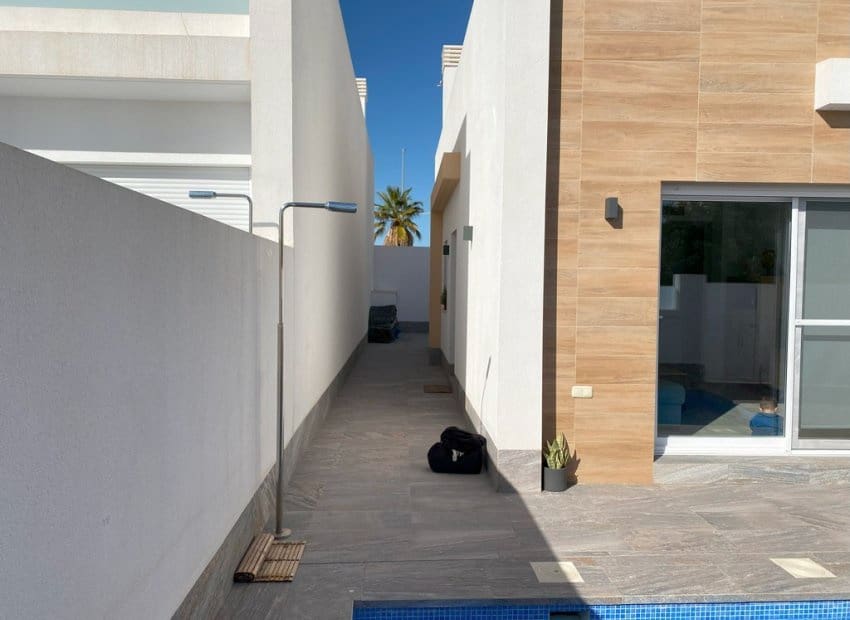 3 soverom Villa til salgs i Avileses med svømmebasseng - € 259 500 (Ref: 9133678)