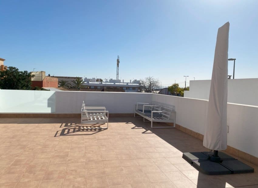 3 soverom Villa til salgs i Avileses med svømmebasseng - € 259 500 (Ref: 9133678)