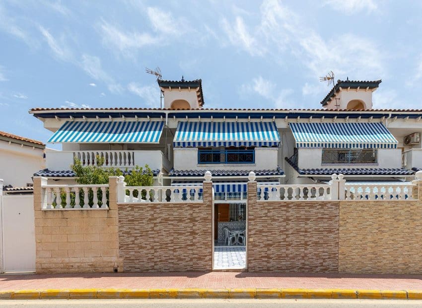 2 soverom Bungalow til salgs i La Mata med svømmebasseng - € 255 000 (Ref: 9133681)