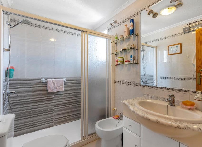 2 soverom Bungalow til salgs i La Mata med svømmebasseng - € 255 000 (Ref: 9133681)