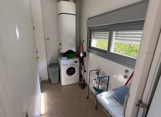 3 slaapkamer Villa te koop in Orihuela met zwembad - € 380.000 (Ref: 9133692)