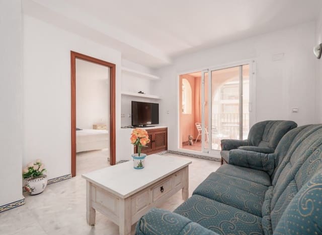 Apartamento de 2 habitaciones en Playa de los Locos, Torrevieja en venta con piscina - 225.000 € (Ref: 9135957)