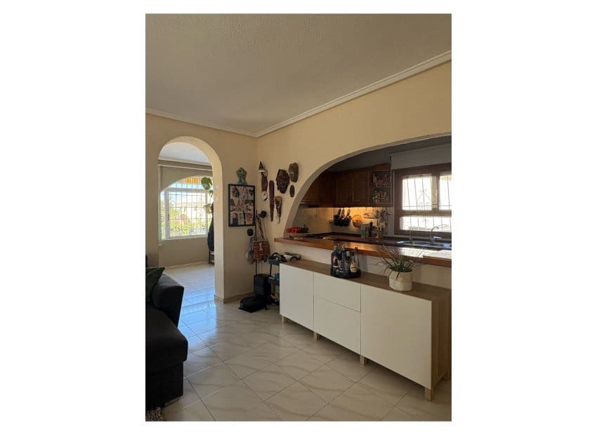 Chalet de 4 habitaciones en Ciudad Quesada en venta con piscina - 530.000 € (Ref: 9136298)