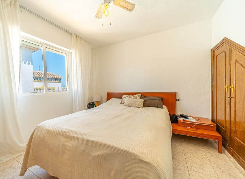 3 quarto Penthouse para venda em La Mata com piscina - 269 000 € (Ref: 9136302)