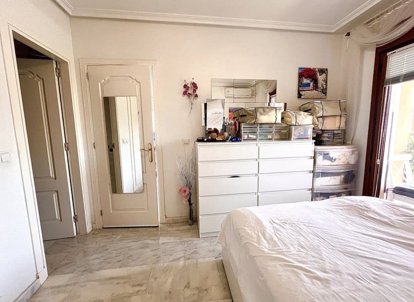 2 bedroom Apartment for sale in Villamartin with pool - € 179,999 (Ref: 9144380)