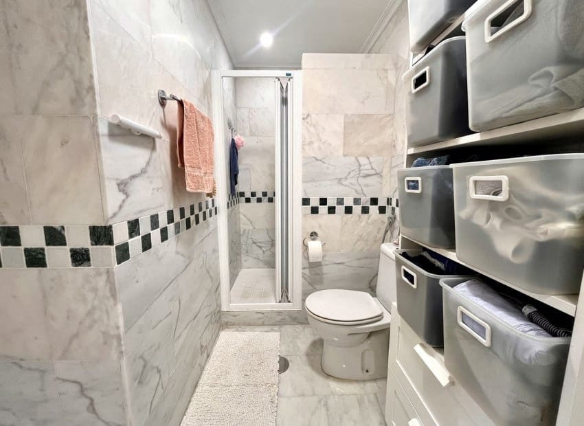 2 bedroom Apartment for sale in Villamartin with pool - € 179,999 (Ref: 9144380)