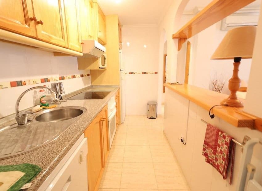 2 soverom Bungalow til salgs i Orihuela Costa med svømmebasseng - € 219 000 (Ref: 9144382)