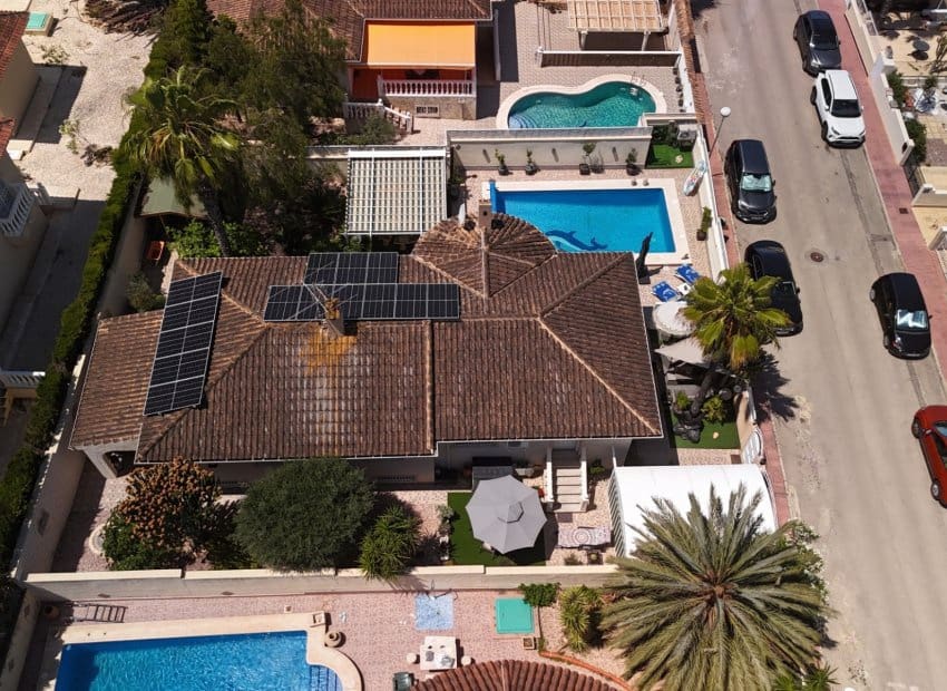 5 soveværelse Villa til salg i Benijofar med swimmingpool - € 498.000 (Ref: 9150762)