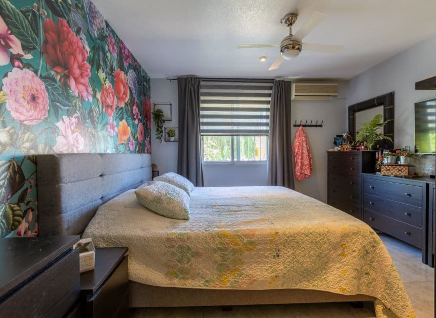 5 soveværelse Villa til salg i Benijofar med swimmingpool - € 498.000 (Ref: 9150762)