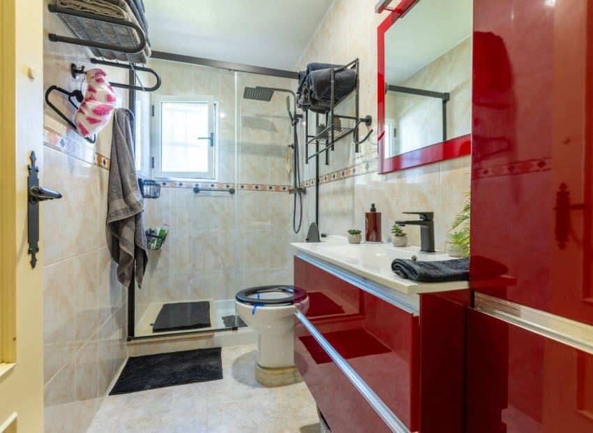 5 soveværelse Villa til salg i Benijofar med swimmingpool - € 498.000 (Ref: 9150762)