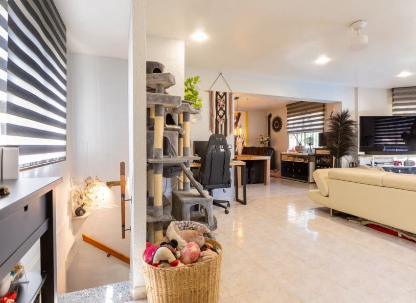 5 soveværelse Villa til salg i Benijofar med swimmingpool - € 498.000 (Ref: 9150762)