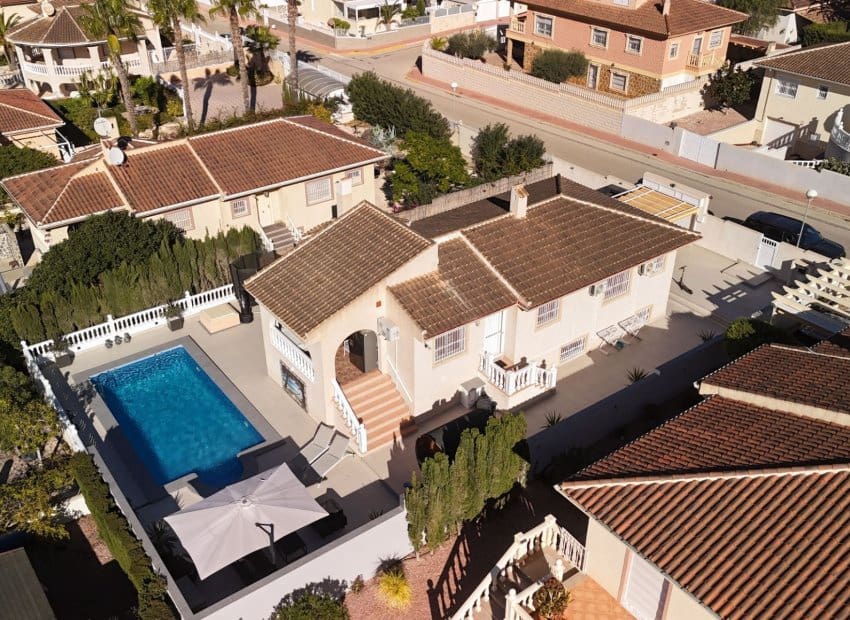 5 chambre Villa/Maison à vendre à Benijofar avec piscine - 495 000 € (Ref: 9160413)