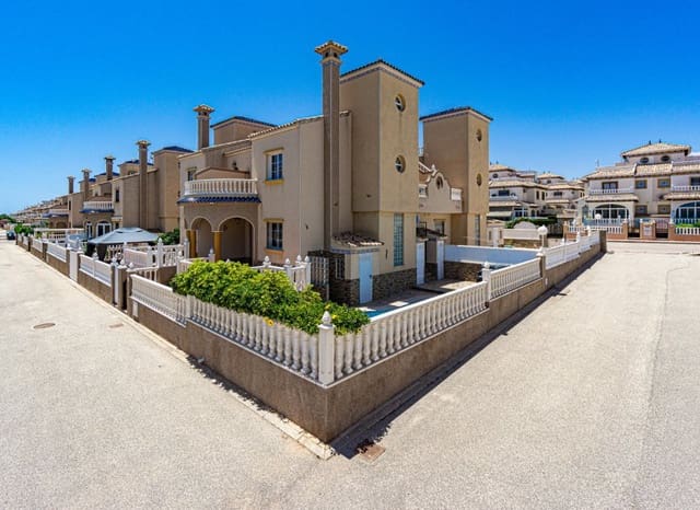 3 soveværelse Semi-Rækkehus til salg i Cabo Roig, Orihuela med swimmingpool - € 269.000 (Ref: 9160416)