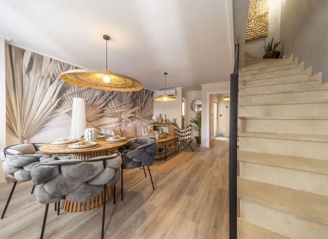 3 soverom Rekkehus til salgs i Los Altos med svømmebasseng - € 294 900 (Ref: 9160421)