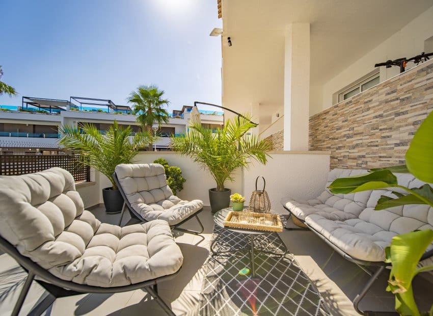 3 soverom Rekkehus til salgs i Los Altos med svømmebasseng - € 294 900 (Ref: 9160421)