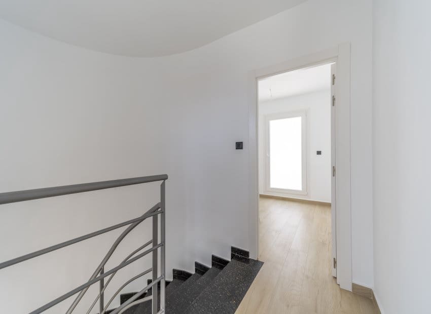 3 bedroom Villa for sale in Aguas Nuevas with pool - € 640,000 (Ref: 9175554)