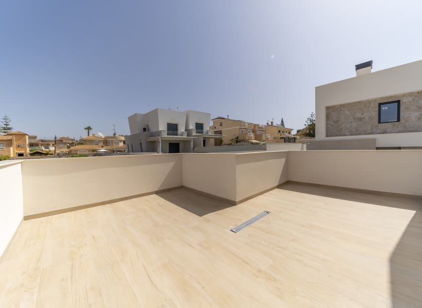 3 bedroom Villa for sale in Aguas Nuevas with pool - € 640,000 (Ref: 9175554)