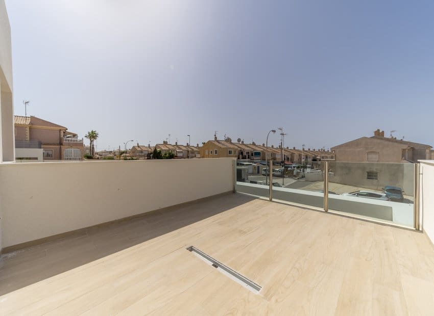 3 bedroom Villa for sale in Aguas Nuevas with pool - € 640,000 (Ref: 9175554)