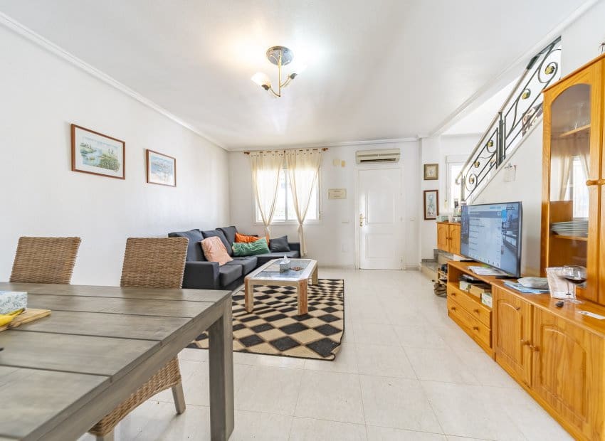 3 sypialnia Dom na sprzedaż w Dona Pepa z basenem - 205 000 € (Ref: 9175555)