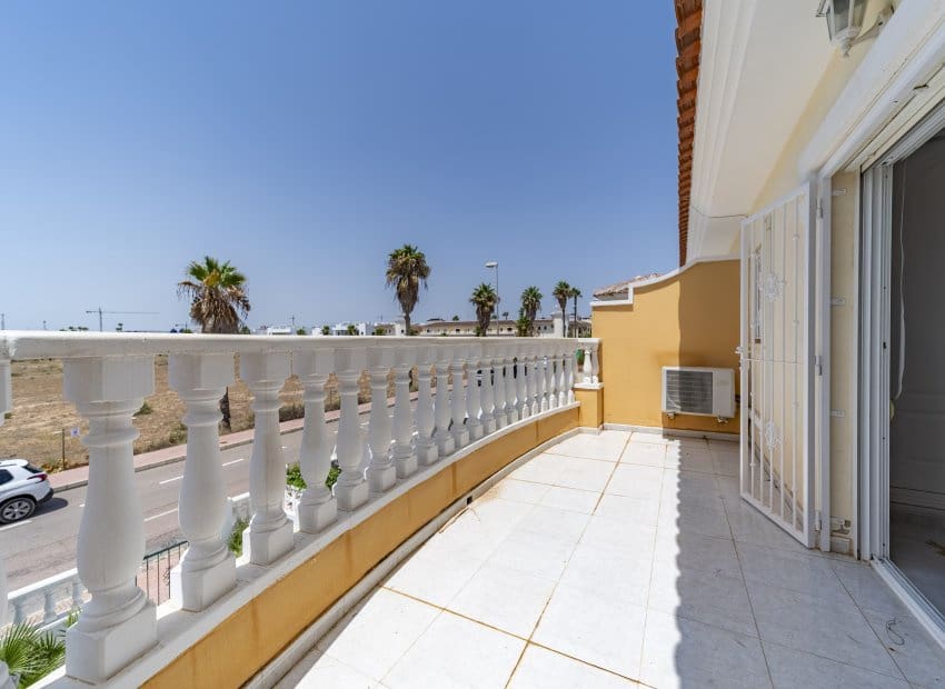 3 sypialnia Dom na sprzedaż w Dona Pepa z basenem - 205 000 € (Ref: 9175555)