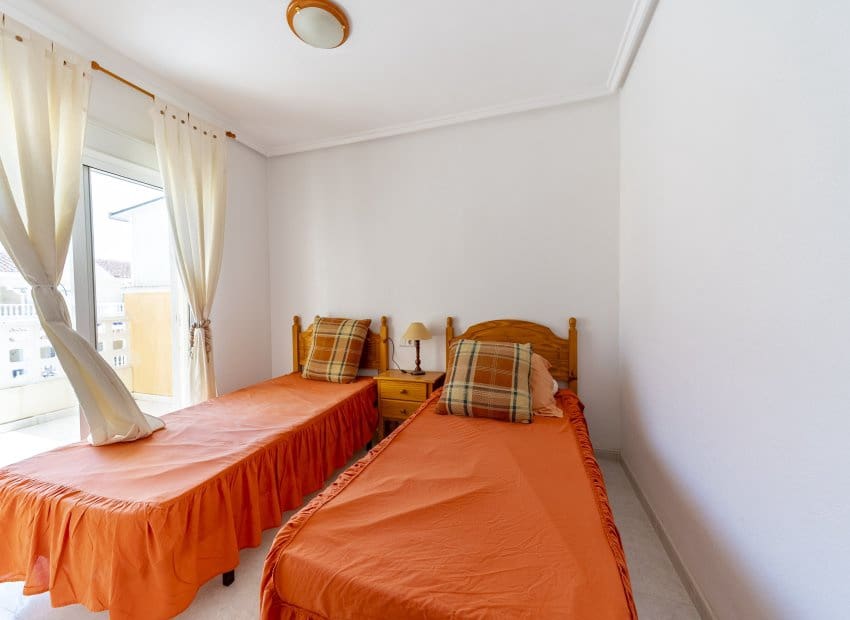 3 sypialnia Dom na sprzedaż w Dona Pepa z basenem - 205 000 € (Ref: 9175555)