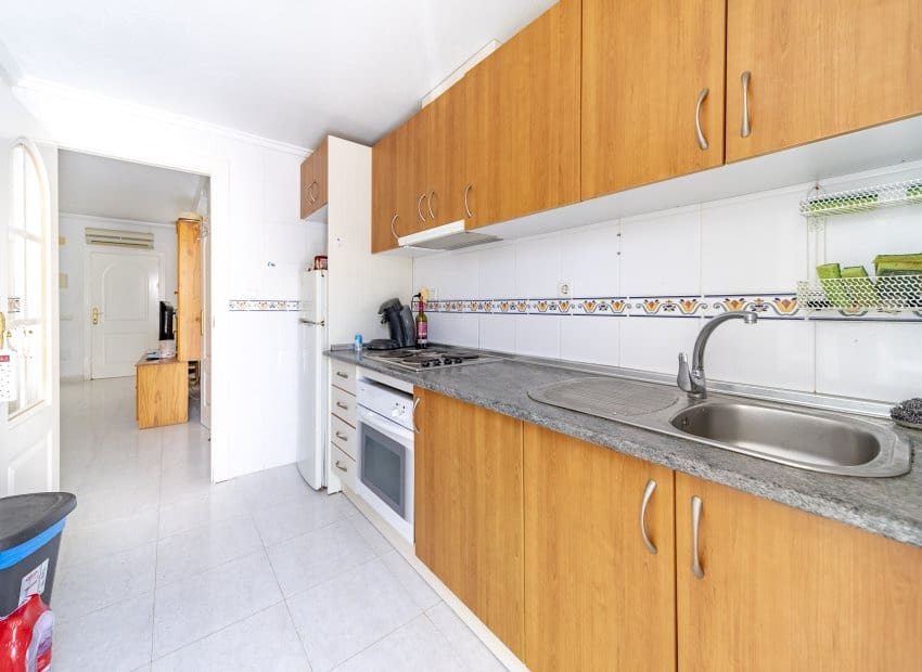 3 sypialnia Dom na sprzedaż w Dona Pepa z basenem - 205 000 € (Ref: 9175555)