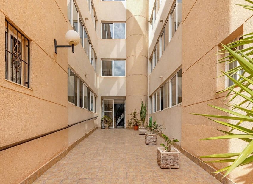 2 soverom Leilighet til salgs i San Luis med svømmebasseng - € 111 500 (Ref: 9175556)