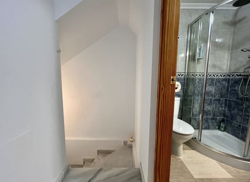 2 makuuhuone Omakotitalo myytävänä paikassa Avileses mukana uima-altaan - 144 000 € (Ref: 9175562)