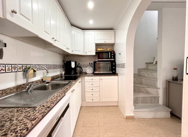 2 bedroom Townhouse for sale in Avileses, Murcia city with pool - € 144,000 (Ref: 9175562)