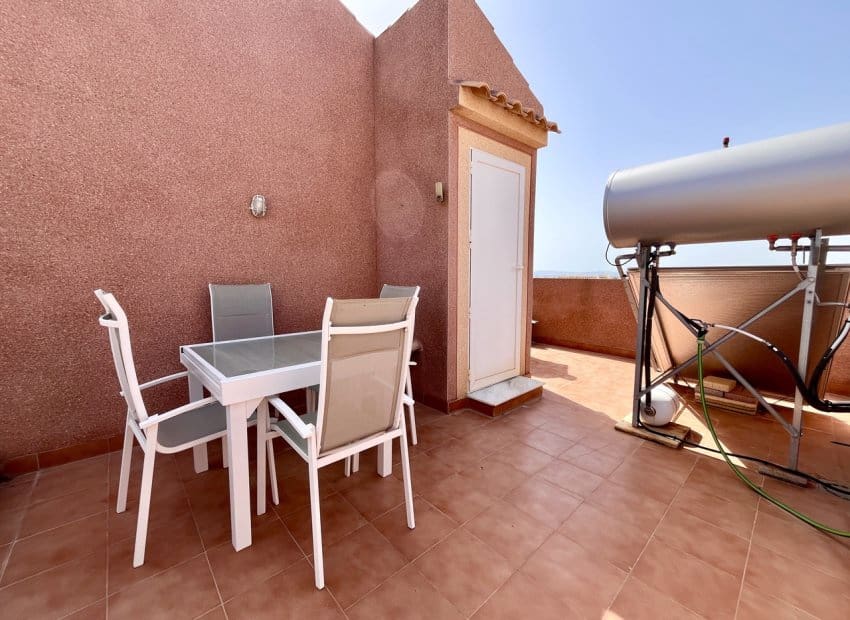 2 makuuhuone Omakotitalo myytävänä paikassa Avileses mukana uima-altaan - 144 000 € (Ref: 9175562)