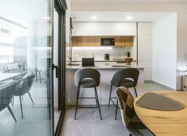 2 sypialnia Apartament na sprzedaż w Las Piscinas Naturales, Torrevieja z basenem - 279 000 € (Ref: 9175566)