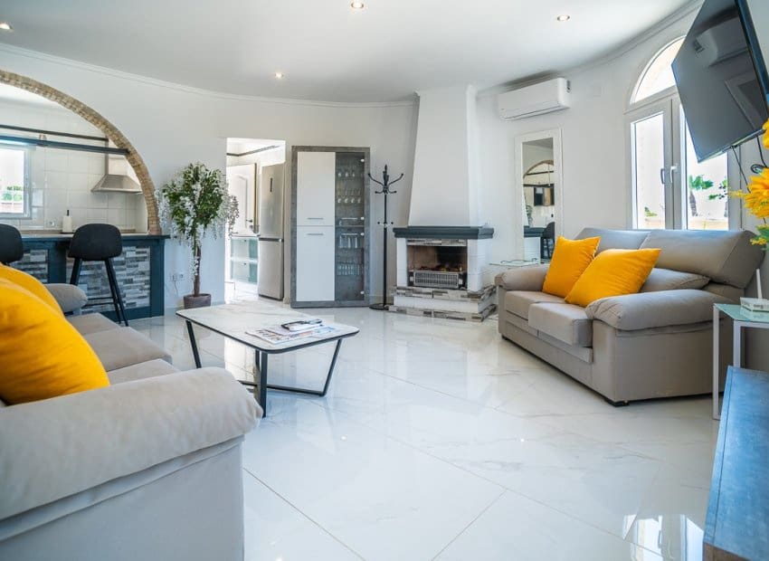 3 makuuhuone Huvila myytävänä paikassa El Chaparral mukana uima-altaan - 535 000 € (Ref: 9180075)