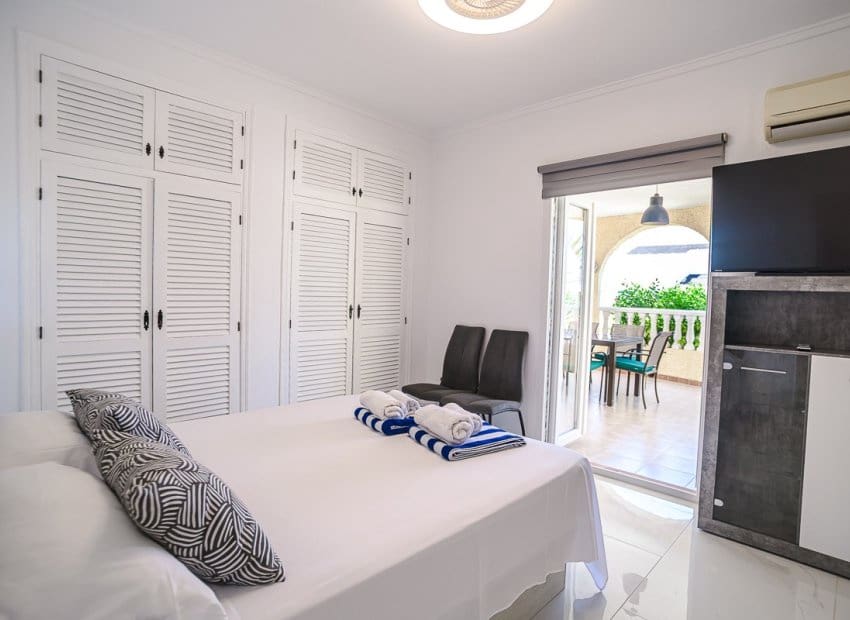 3 makuuhuone Huvila myytävänä paikassa El Chaparral mukana uima-altaan - 535 000 € (Ref: 9180075)